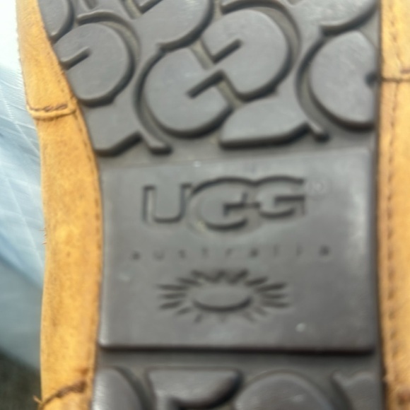 UGG Chester Shoe (Men's) - Picture 8 of 8